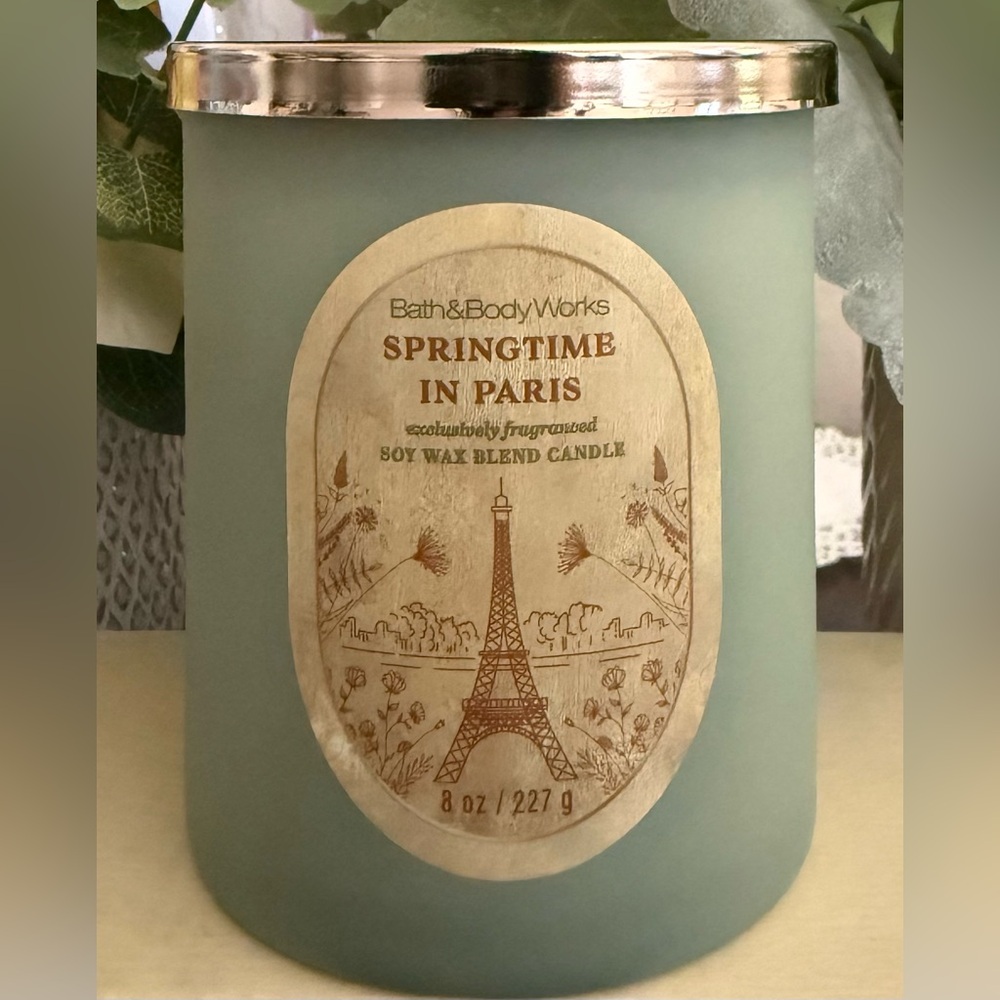 🆕🌻 BATH & BODY WORKS “SPRINGTIME IN PARIS“ SINGLE WICK CANDLE. BRAND NEW.
